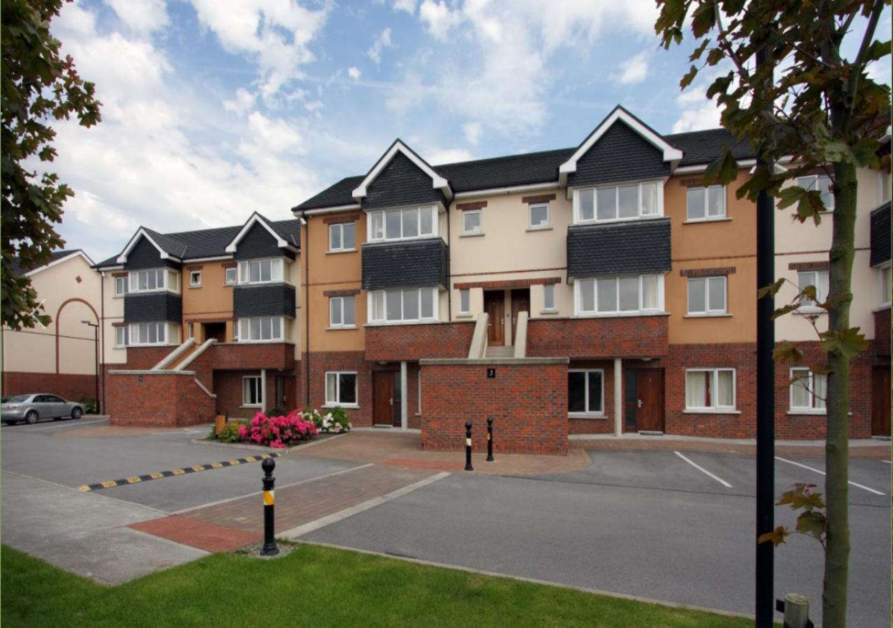 Kings Court Holiday Apartments Tralee Exterior photo